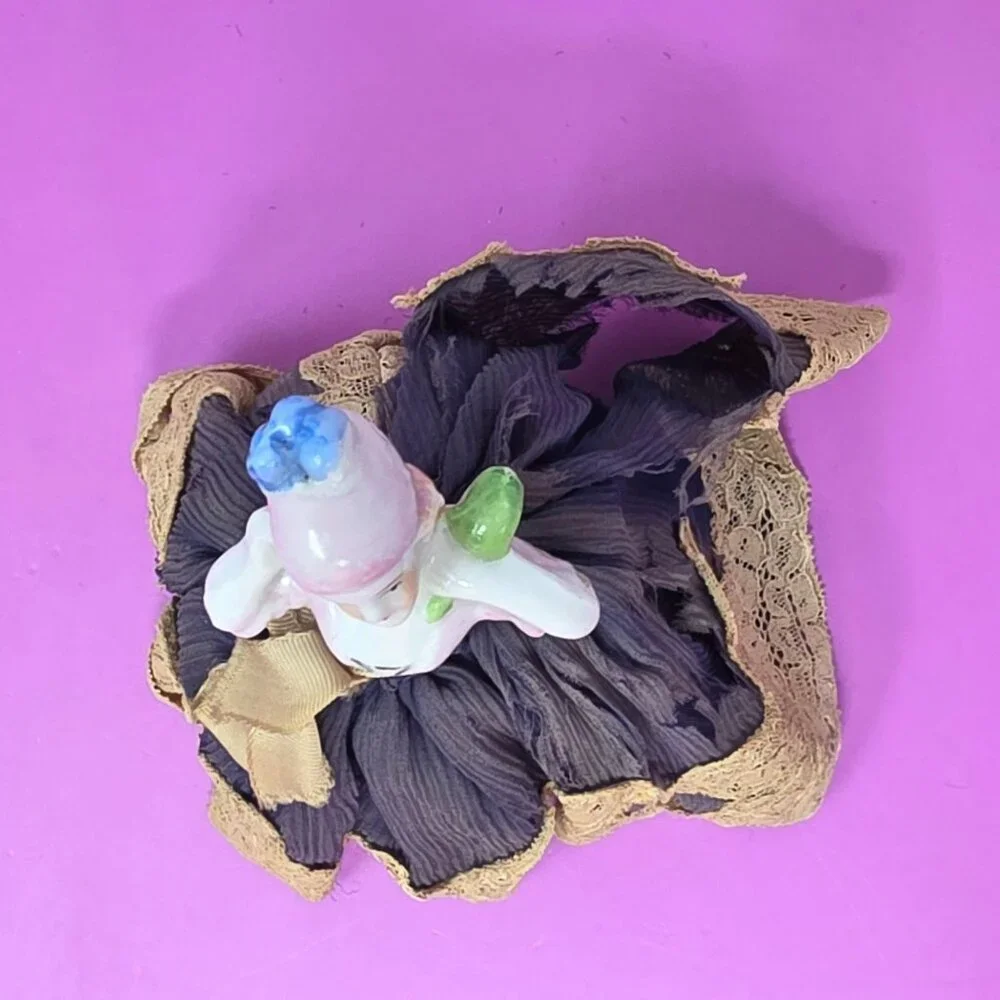 Vintage Porcelain Half Doll Pincushion With Lace‎ Skirt And Fabric Details